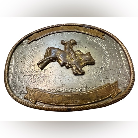 VINTAGE METAL BELT BUCKLE, GERMAN SILVER AND BRASS, BULL RIDING - Picture 1 of 5